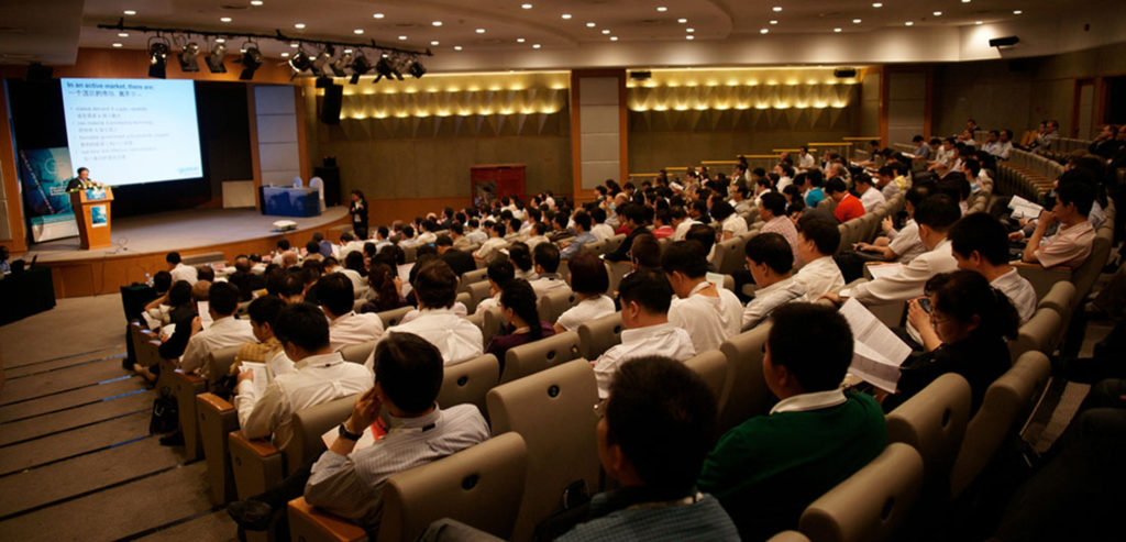 Seminar Manajemen Bisnis